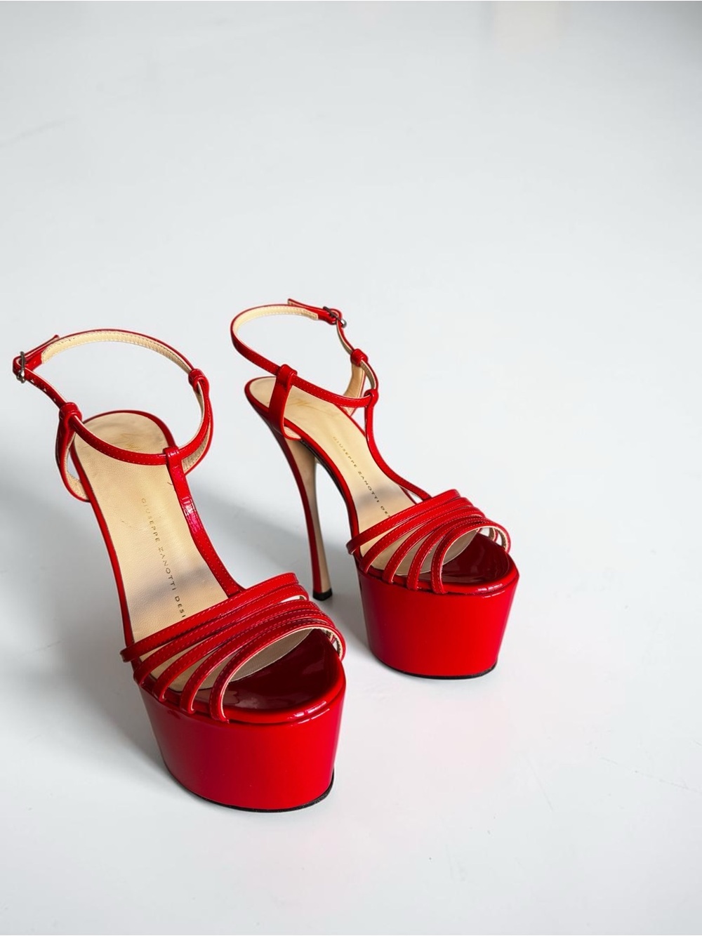 GIUSEPPE ZANOTTI SASHA 90 RED PATENT LEATHER PLATFORM SANDAL SIZE 35.5